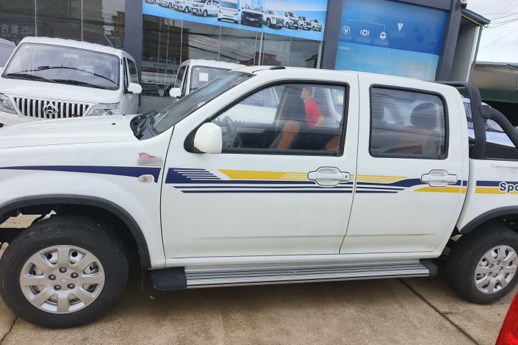 Used Chana F300 2022 1.5L True-Scent Version Standard Wheelbase DAM15KL
