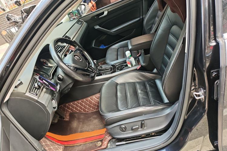 Used Volkswagen Passat 2016 330TSI DSG Luxury Edition Left Front Seat