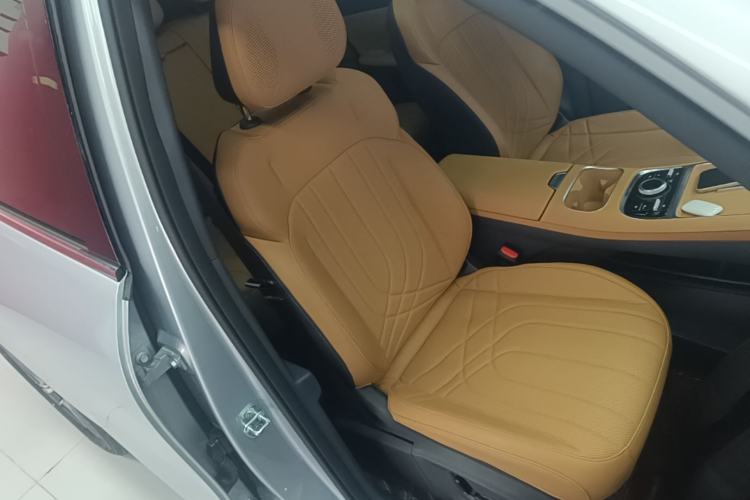 Used Geely Galaxy Xingjian 7 EM-i 2025 120km Exploration+ Version Right Front Seat