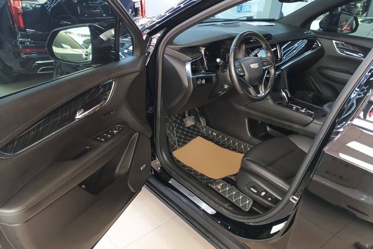 Used Cadillac XT6 2021 2.0T 6-Seater Two-Wheel Drive Luxury Version
