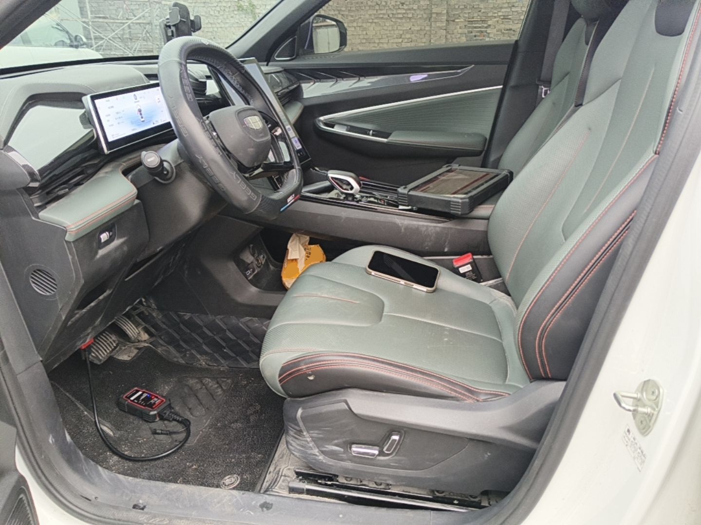 Geely Auto Emgrand X7 Sport 2024 1.5TD Smart Connect+ — снимка 17