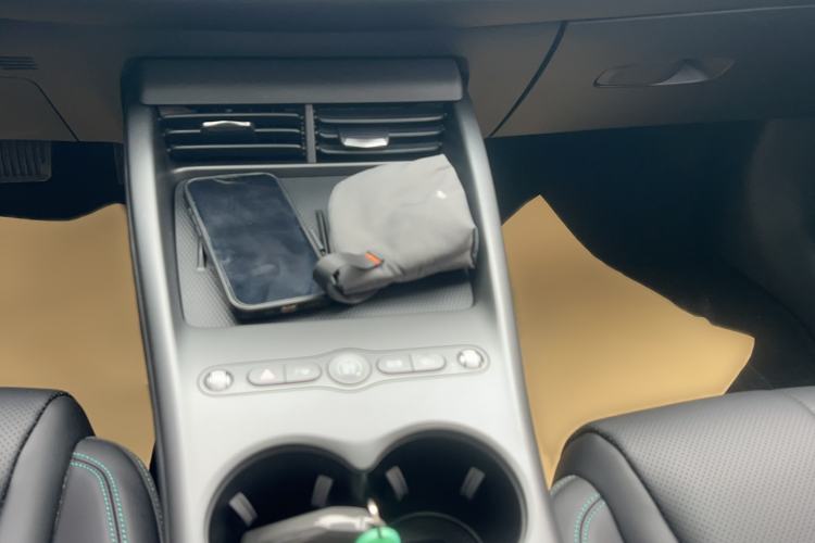 Used BYD Seal 06 New Energy 2025 EV 545KM Premium Edition Interior 2