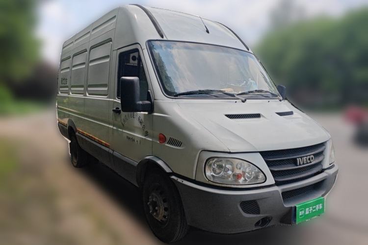 Used Iveco Daily  Front Right 45 Deg