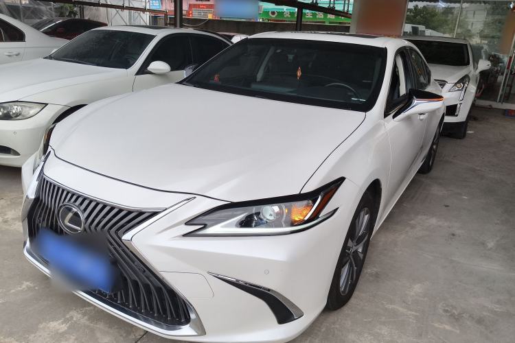 Used Lexus ES 2020 200 Excellence Edition