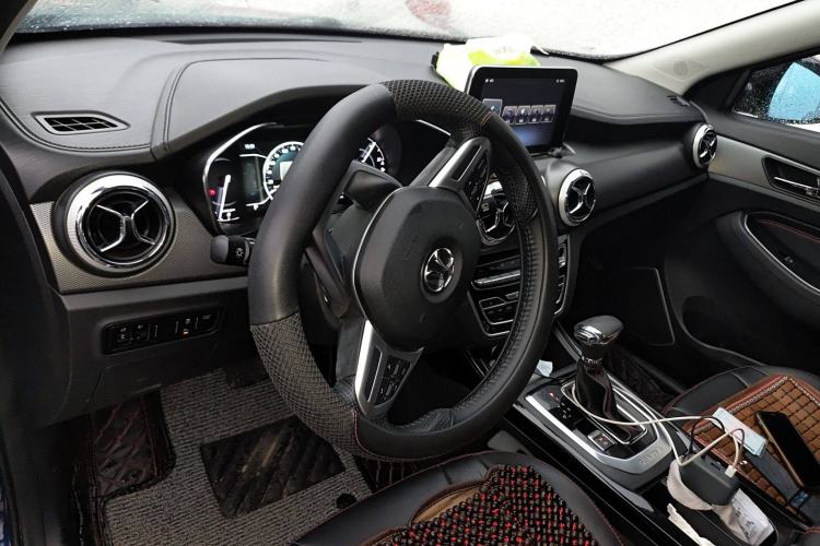 Used BAIC Beijing X5 2018 1.5T CVT New Smart Version China V Emission Standard
