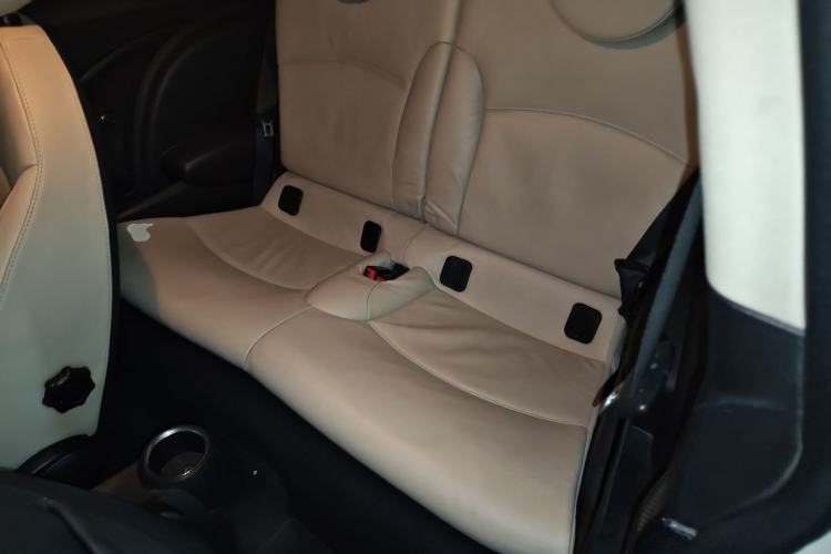 Used MINI 2011 1.6T COOPER S
