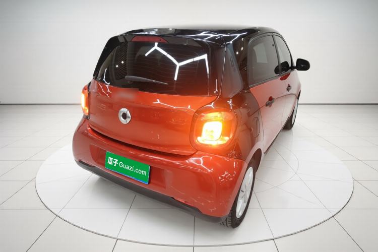 Used smart forfour 2018 1.0L 52 kW Dynamic Edition Rear Right 45 Deg