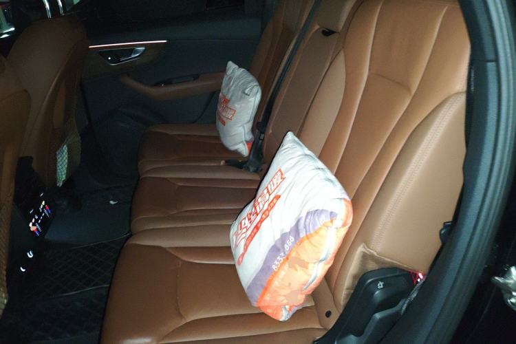 Used Audi Q7 2020 55 TFSI quattro S line sports model Left Rear Seat