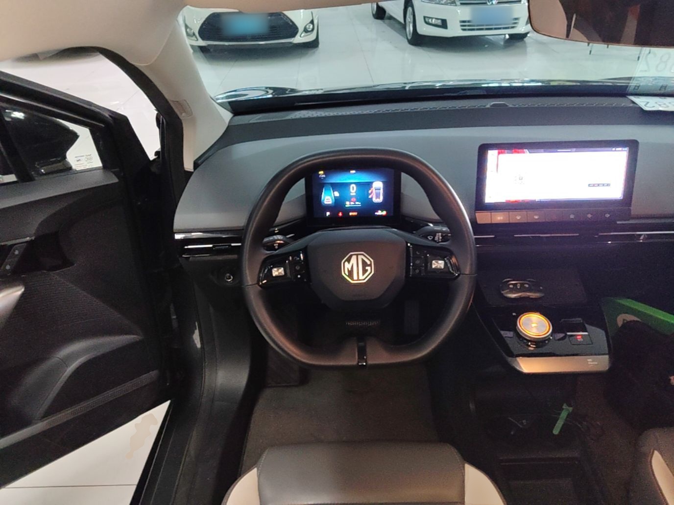 MG 4 EV 2022 520 km Flagship Edition — снимка 13