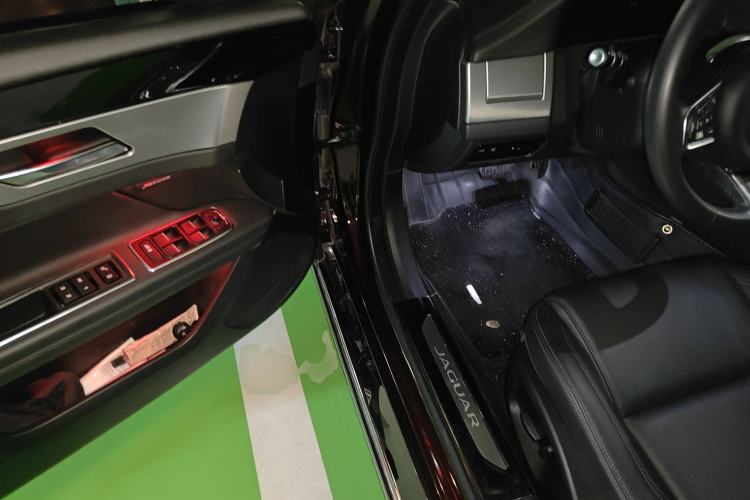 Used Jaguar XFL 2020 XFL 2.0T P200 Two-Wheel-Drive Elite Edition Driver Seat