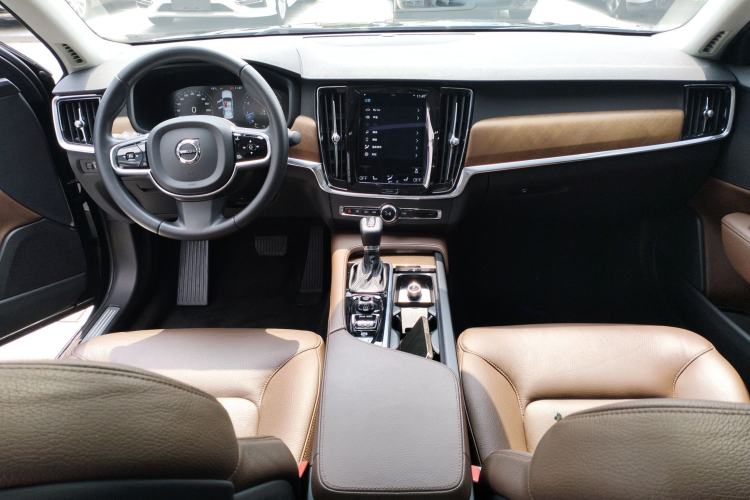 Used Volvo S90 2020 Facelifted T5 Zhiyi Luxury Edition