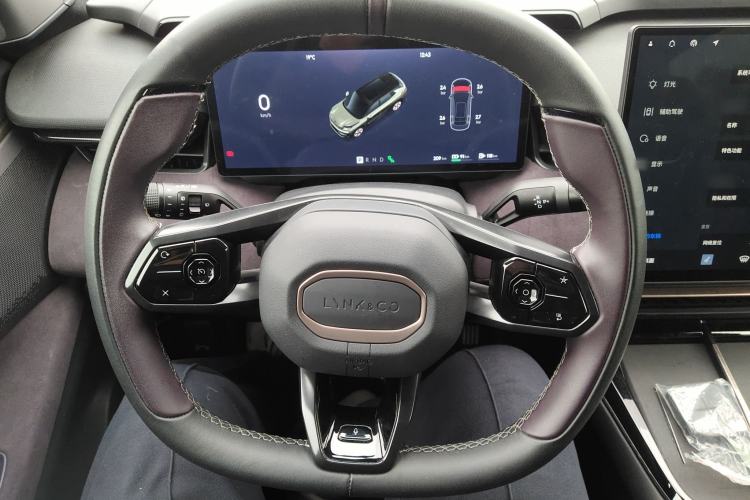 Used Lynk & Co 08 EM-P 2023 220 km Limited-Time Edition Steering Wheel