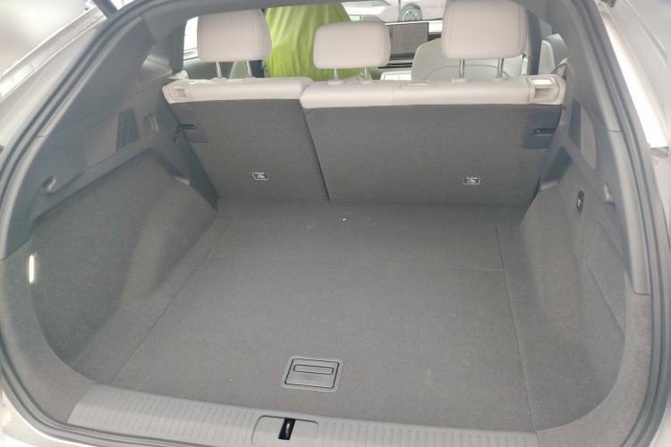 Used XPeng G6 2025 625 Long-Range Max Tech Edition Trunk