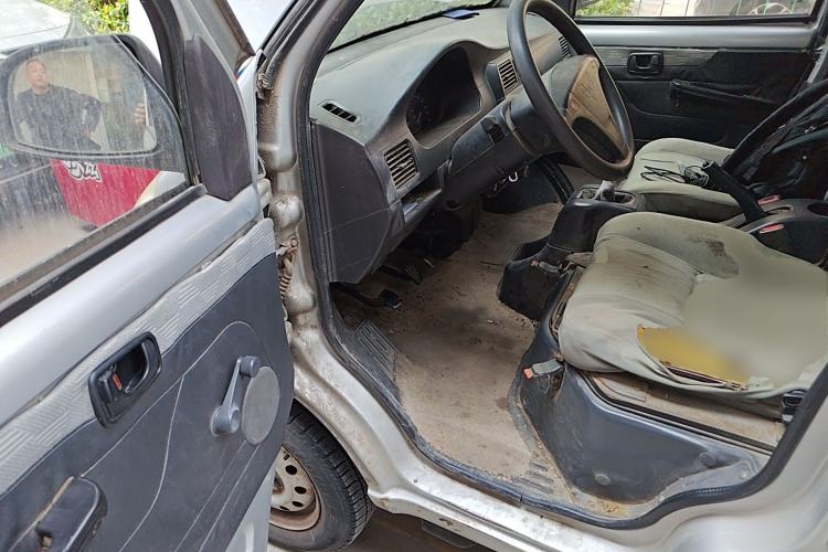 Used Wuling Rongguang 2011 1.2L Base Version