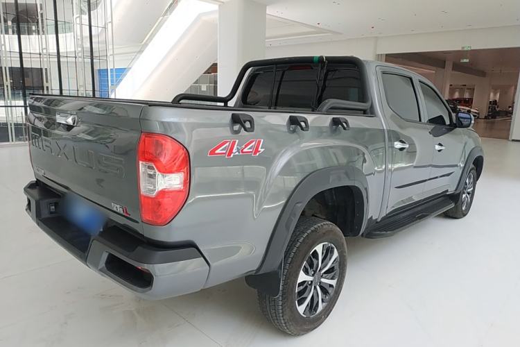 Used SAIC MAXUS Xingji 2023 Starry L 2.0T Diesel Manual 4x4 Elite Edition Long Bed