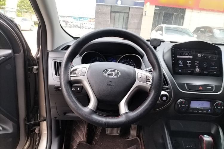 Used Hyundai ix35 2013 2.0L Automatic Two-Wheel Drive Smart GLS China IV Standard