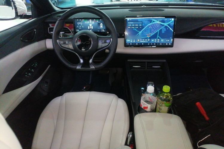 Used BYD Seal 06 New Energy 2025 DM-i Smart Drive 120KM Prestige Model Steering Wheel