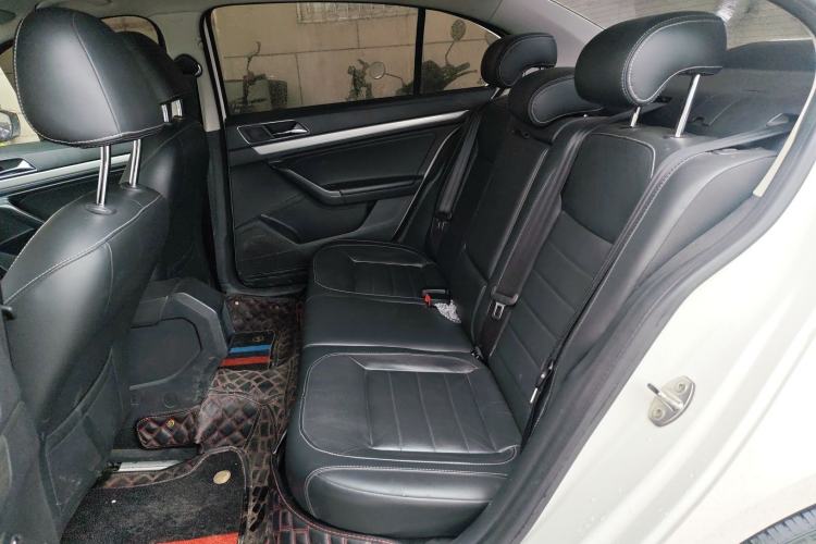 Used Volkswagen Lavida 2017 1.6L Manual Comfort Edition Left Rear Seat