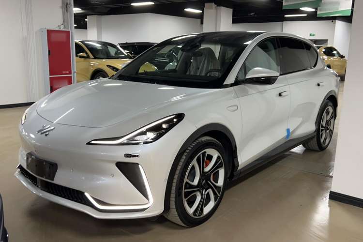 Used IM LS7 2023 90 kWh Elite All-Wheel-Drive Version