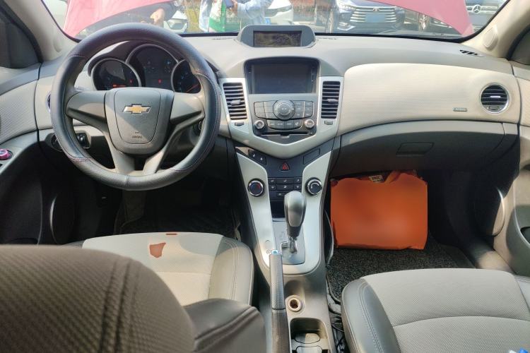 Used Chevrolet Cruze 2013 1.8L SE AT