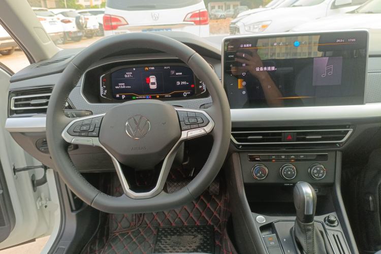 Used Volkswagen Lavida 2024 1.5L Automatic Starry Sky 5 Million Edition Center Console