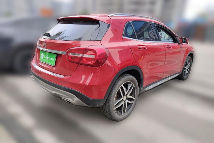 Used Mercedes-Benz GLA 2015 GLA 200 Fashion Model
