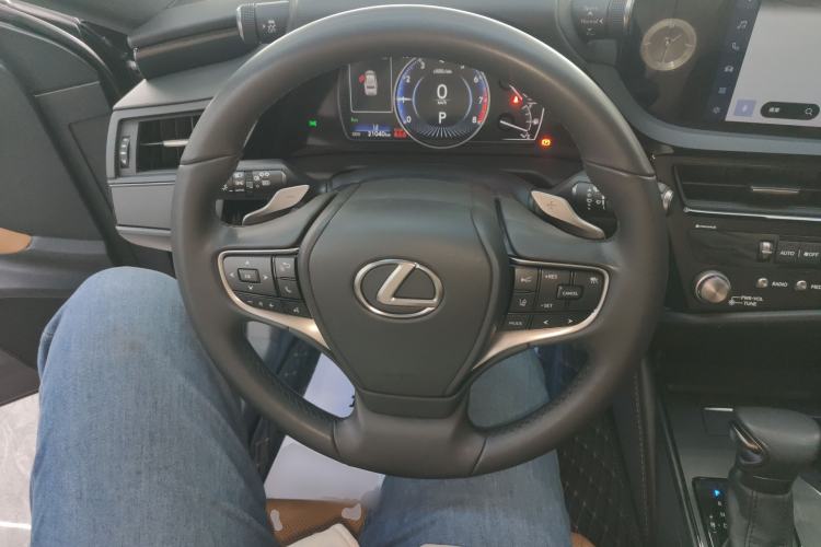 Used Lexus ES 2022 200 Excellence Edition