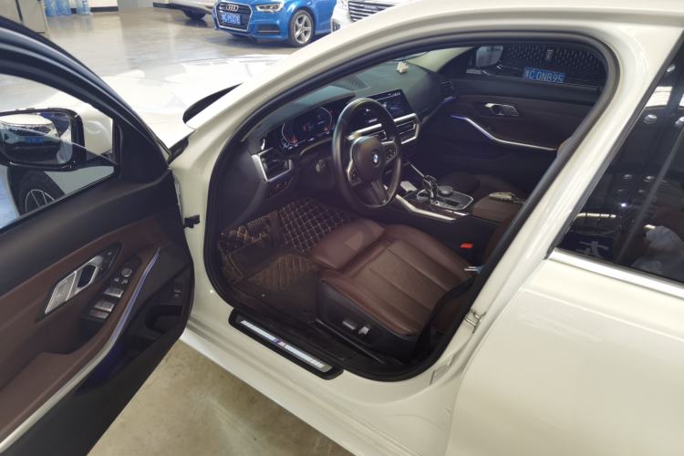 Used BMW 3 Series 2022 Updated 325Li M Sport Package Driver Seat