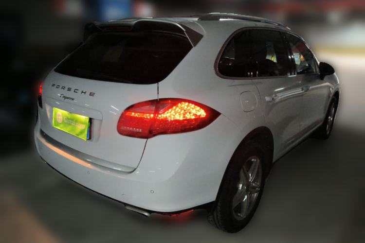 Used Porsche Cayenne 2014 Cayenne Platinum Edition 3.0T
