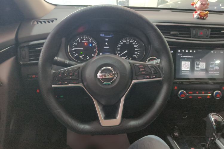 Used Nissan X-Trail 2021 2.0L CVT 2WD XL Premium SmartConnect Deluxe Edition Steering Wheel