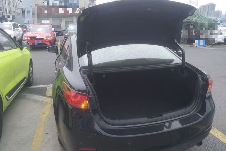 Used Mazda Atenza 2014 2.0L Blue Sky Luxury Edition