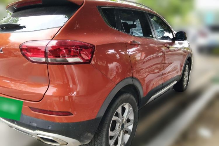 Used Haval H2s 2017 Red-Label 1.5T Dual-Clutch Elite Model
