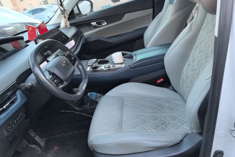 Used Changan UNI-K iDD 2022 Blue Whale iDD 130km 1.5T Excellence Model
