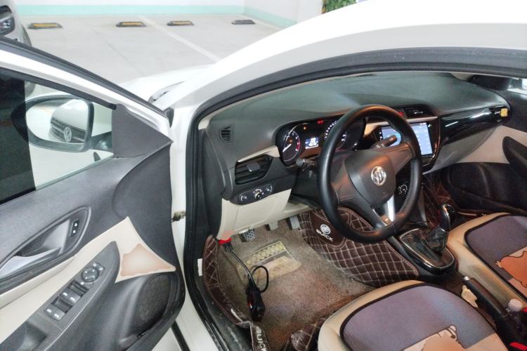 Used Buick Excelle 2020 15N Manual Elite Version Interior 3