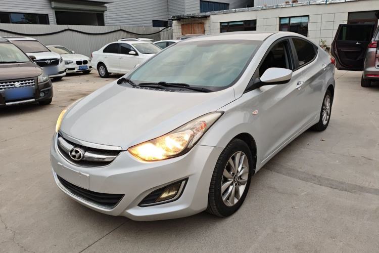 Used Hyundai Elantra (5th Generation / Langdong) 2015 1.6L Automatic Fashion Model