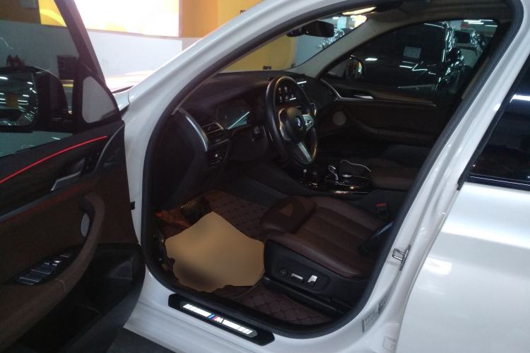 Used BMW X3 2023 xDrive30i Leading Model M Night Edition Package Left Front Seat