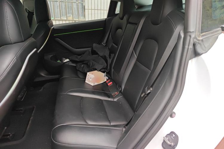 Used Tesla Model 3 2019 Long-Range All-Wheel-Drive Version
