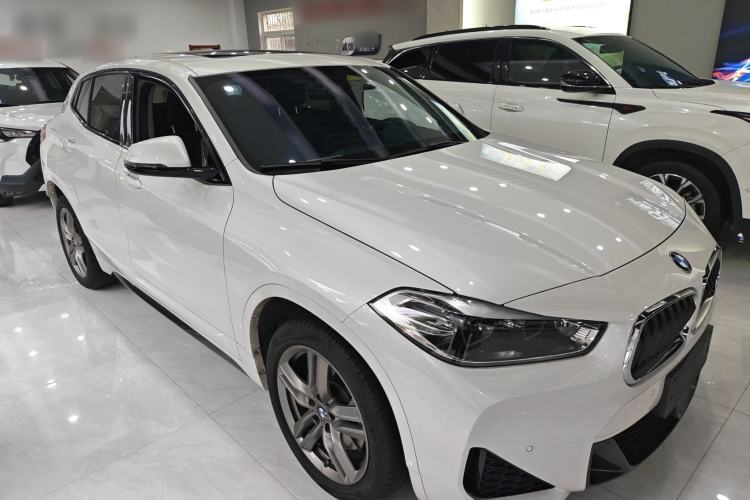 Used BMW X2 2022 sDrive25i M Sport Package Front Right 45 Deg