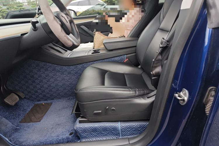 Used Tesla Model Y 2021 Long-Range All-Wheel-Drive Version Left Front Seat