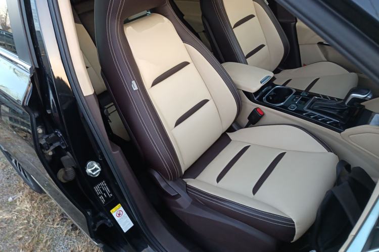 Used Bestune T77 2019 230 TID Automatic Luxury Version China VI Emission Standard