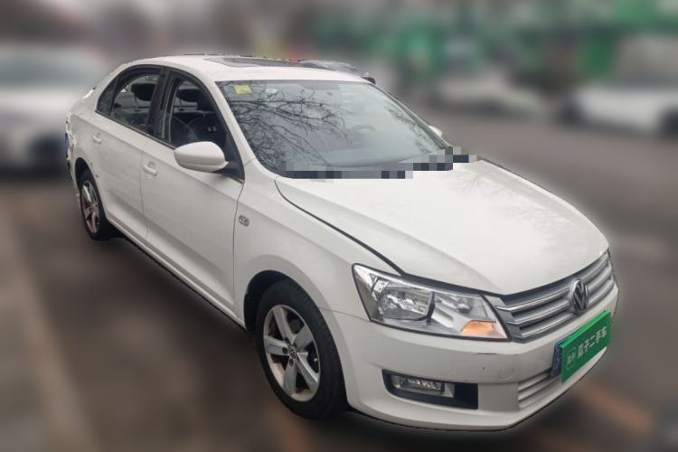 Used Volkswagen Santana 2013 1.6L Automatic Comfort Edition Front Right 45 Deg