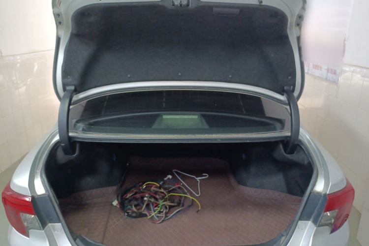 Used Toyota Reiz 2013 2.5V Shangrui Edition Trunk