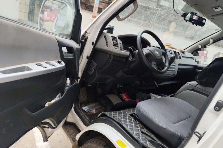 Used Foton Scenic G9 2017 2.4L Gasoline Commercial Version Long Wheelbase 6-Seater 4G69
