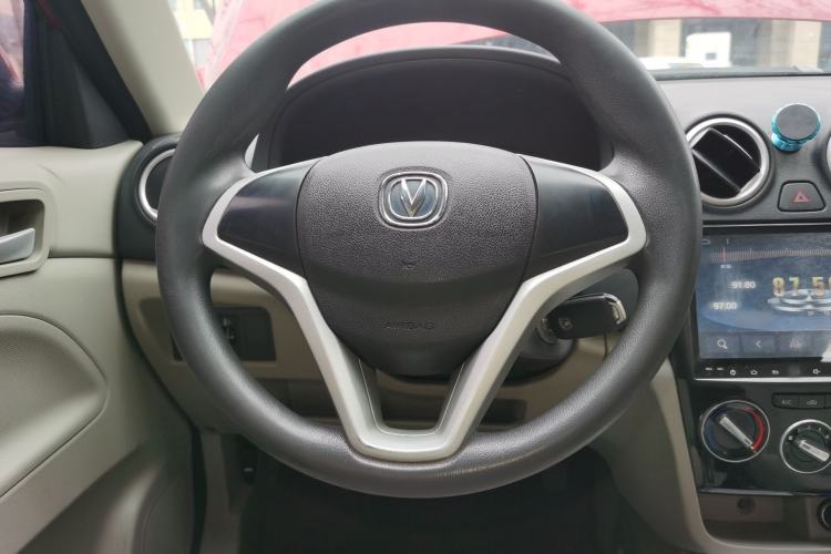 Used CHANGAN Alsvin V3 2015 1.4L Manual Warm-Hearted Model China IV Standard
