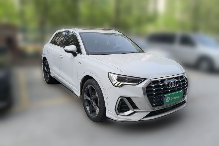 Used Audi Q3 2023 35 TFSI Fashion Dynamic Model (1.4T)
