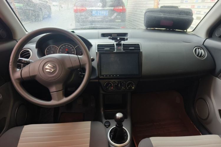Used Suzuki Swift 2016 1.5L Manual Fashion Model
