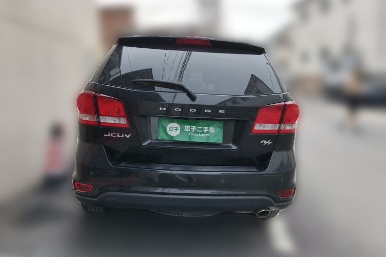 Used Dodge Journey 2013 2.4L Two-Wheel Drive Luxury Version