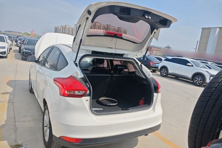 Used Ford Focus 2018 Hatchback Classic 1.6L Automatic Comfort Plus SmartDrive Edition