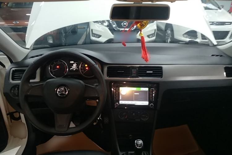 Used Skoda Rapid Spaceback 2014 1.6L Manual Enjoyment Edition
