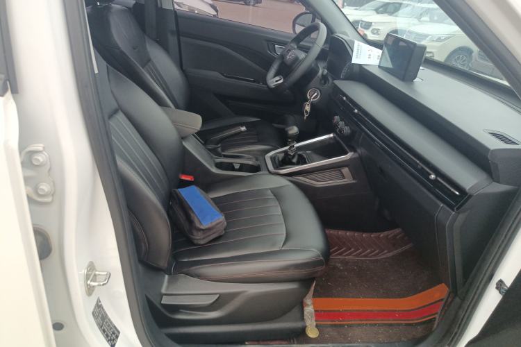 Used Wuling Alvez 2022 1.5L Manual Free-Style Model Right Front Seat